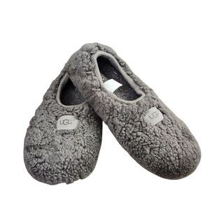 UGG Slippers Gray Shearling UGG Logo Cozy Luxe Minimalist Warm Soft Sz 7